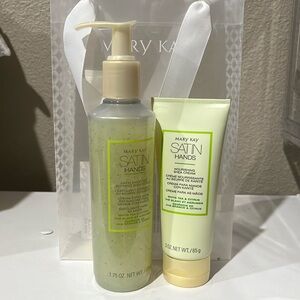 White tea and citrus hand care system